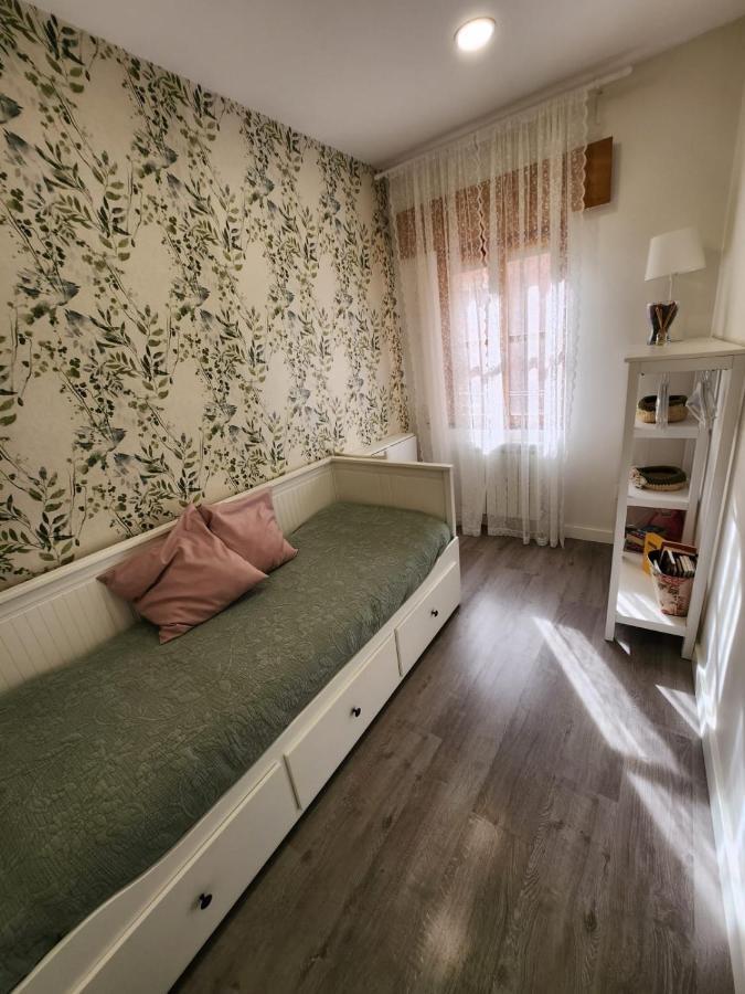 Apartamento Paula Valladolid Bagian luar foto
